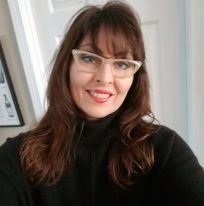 Meet your Posher, Laurel